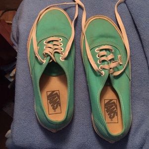 Women’s turquoise vans size 8